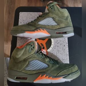 Men's Air Jordan 5 Retro Sneakers
